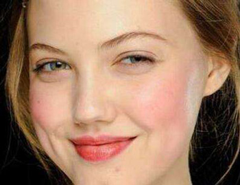 面部潮红和红血丝区别，4种方法快速区别  红血丝 面部潮红 美白祛黄 第5张