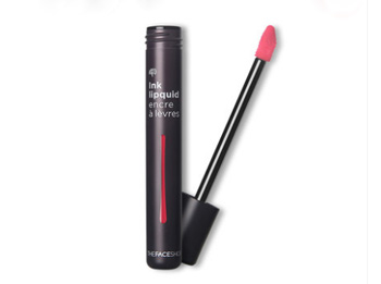 脸红用什么颜色的唇彩，推荐4色  脸红 唇彩 美白祛黄 第2张