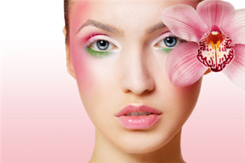 热的时候脸红怎么办