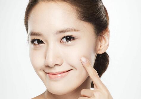 第六代特润修护肌透精华露能去潮红吗