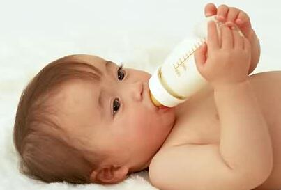 宝宝吃奶粉面色潮红是什么原因