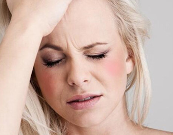 女人潮红潮热是什么症状，应该怎么办