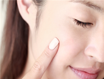 脸红是什么原因造成的，最有效的不脸红的方法  脸红是什么原因 美白祛黄 第2张