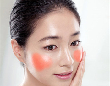 吃什么能去脸上高原红