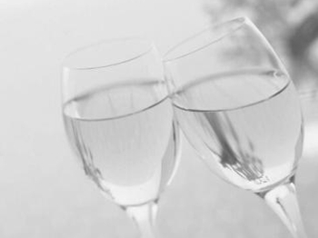 角质层薄能用酒精吗