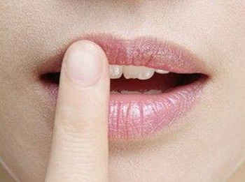 嘴唇角质层薄怎么修复  唇部角质层修复 美白祛黄 第1张