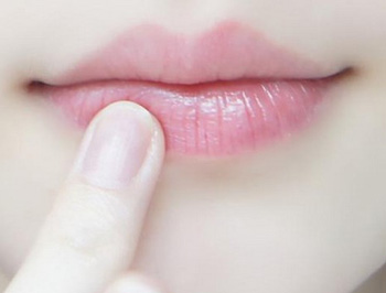 嘴唇角质层薄怎么修复  唇部角质层修复 美白祛黄 第3张