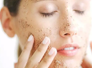 脸上角质层厚怎么办  角质层 美白祛黄 第5张