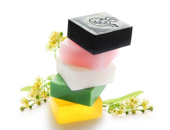 角质层薄适合皂基洗面奶吗  洗面奶 角质层薄 美白祛黄 第2张