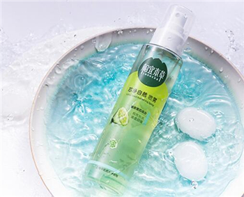 20岁左右的女生角质层薄可以相宜本草吗  20岁 角质层薄 女生 相宜本草 美白祛黄 第4张