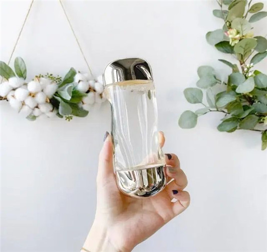 日本的五大神水真那么好用吗，雪肌精含酒精SK2敏感肌慎用  化妆水 紫苏 日本 雪肌精 SK2 敏感肌 第3张