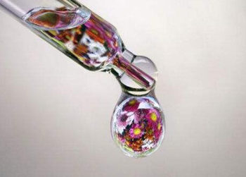 哪款大牌精华修复红血丝好