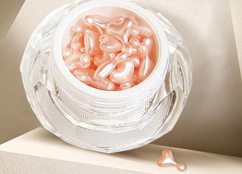 红血丝薄皮适合什么高端护肤品  红血丝 护肤品 高端 美白祛黄 第4张