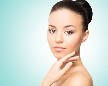 挤痘痘有红血丝怎么办，妙招帮你修复复杂肌  红血丝 挤痘 美白祛黄 第4张