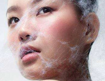 脸上红血丝可以去角质吗，去角质要慎重