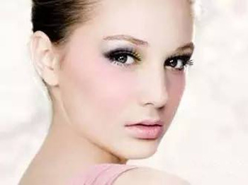 敏感肌和红血丝的区别，你必须知道的方法