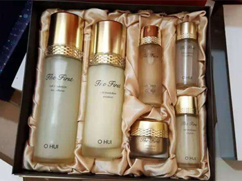 适合红血丝的水乳套装，好用推荐  红血丝护肤品 美白祛黄 第4张