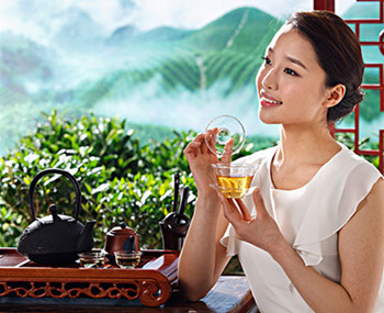 脸上有红血丝喝什么茶能去除