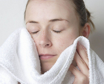 敏感性红血丝咋治，这些常识你忽视了吗  美白祛黄 第3张