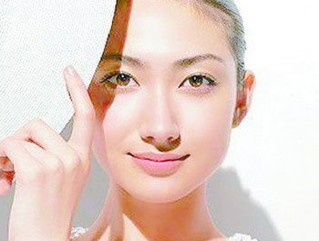 皮肤干有红血丝，用什么护肤品  皮肤干 美白祛黄 第4张