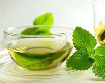 总结几个去面部红血丝的简单方法  去红血丝的方法 美白祛黄 第6张