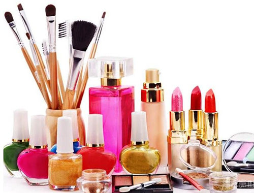 敏感肌用彩妆会过敏吗，使用彩妆有什么注意事项