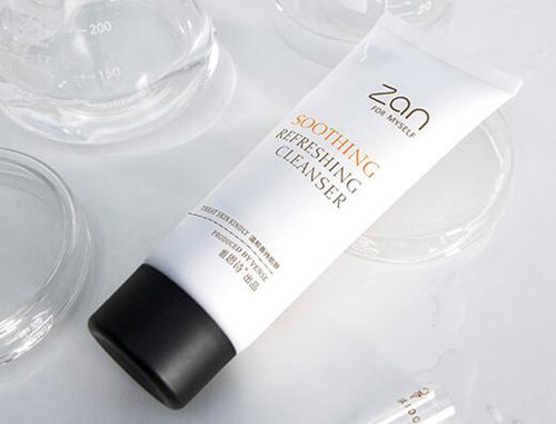 干性敏感肌用什么洗面奶好,五款弱酸性温润洗面奶推荐 洗面奶 干性 弱酸性 美白祛黄 第2张 干性敏感肌用什么洗面奶好,五款弱酸性温润洗面奶推荐 洗面奶 干性 弱酸性 美白祛黄 第2张