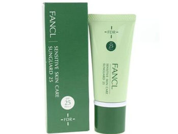 敏感肌专用防晒霜，五款清爽防晒推荐  防晒霜 美白祛黄 第4张