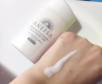 敏感肌专用防晒霜，五款清爽防晒推荐  防晒霜 美白祛黄 第5张