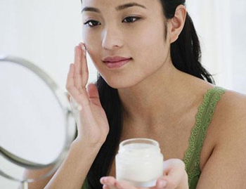 敏感肌不能用的护肤品，六个禁区必看  护肤品 敏感肌 美白祛黄 第6张