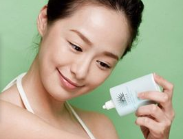 用防晒霜的顺序，防晒霜用的步骤以及用多少