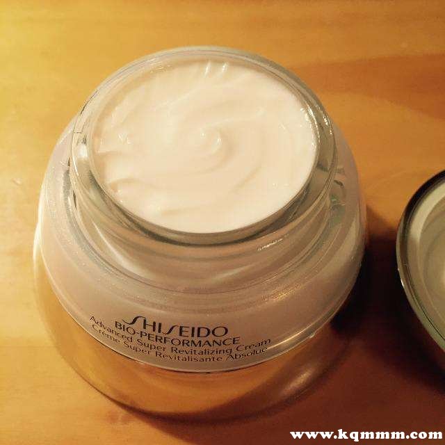 精华霜和面霜区别，面霜和精华霜是一样吗