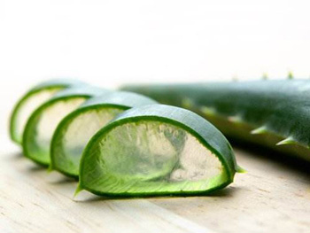 艾丽素隔离粉底霜适合敏感肌肤吗  艾丽素 美白祛黄 第2张