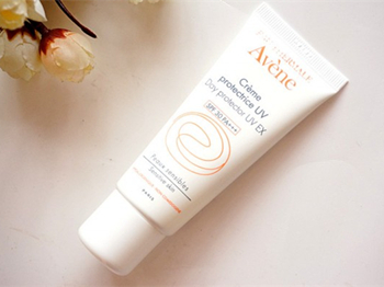 敏感皮肤能用隔离霜吗  敏感肌能用的护肤品 美白祛黄 第3张