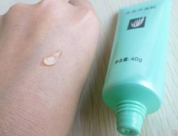 敏感肌肤可以用完美芦荟胶吗  敏感肌肤专用护肤品 美白祛黄 第2张