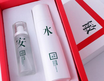 三草两木敏感肌肤能用吗，含有激素吗  敏感肌肤专用护肤品 激素 美白祛黄 第2张