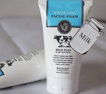 泰国牛奶洗面奶敏感肌肤能用吗  洗面奶 敏感肌肤专用护肤品 美白祛黄 第2张