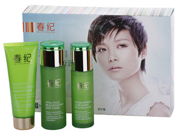 春纪适合敏感肌肤么  美白祛黄 第2张