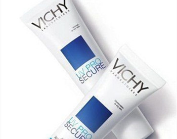 17岁女生敏感肌肤，洗脸后的护肤步骤  17岁 护肤步骤 女生 美白祛黄 第4张