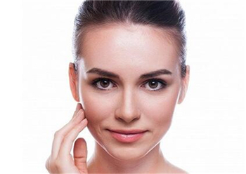 丹姿水密码适合36、37岁左右敏感肌肤吗