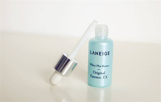 兰芝臻白修护柔肤精华露使用方法，知道使用程序却不知道用法就是浪费  兰芝 精华液 美白精华 第3张