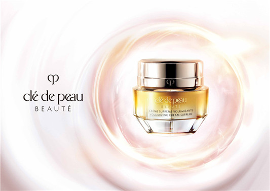 肌肤之钥「塑妍逆龄弹润乳霜」澎润立即可见，再造逆龄美肌