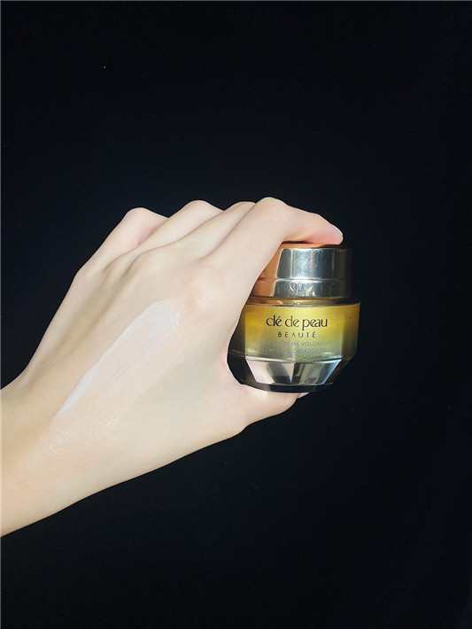 肌肤之钥「塑妍逆龄弹润乳霜」澎润立即可见，再造逆龄美肌  乳霜 收敛毛孔 水煮蛋肌 改善暗沉 弹力 脸部紧实 日本 丰盈 修护 滋润 明亮 紧緻毛孔 均匀肤色 饱满 紧实 锁水乳液乳霜 抗老保养 J-Beauty 日本保养 第5张