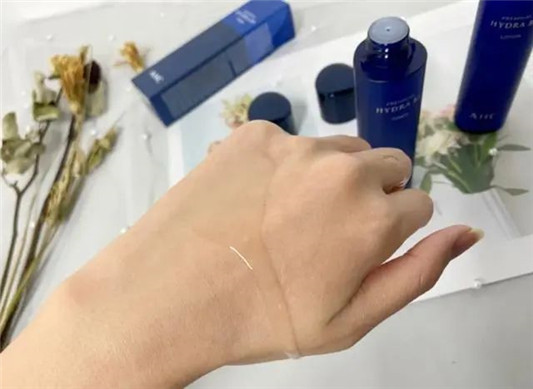 月入3000用不起SK2海蓝之谜，这4款高性价水乳效果堪比大牌  水乳 平价 第6张