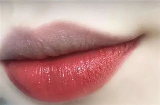 平价口红中的战斗机,一定不能错过的4支欧莱雅金管 口红 平价 第2张 平价口红中的战斗机,一定不能错过的4支欧莱雅金管 口红 平价 第2张