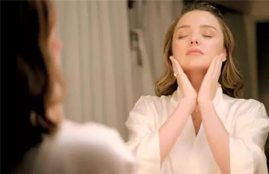 好皮肤是慢慢养出来的，每天坚持这3个习惯轻松养成「干净脸」  皮肤 护肤 防晒 第2张