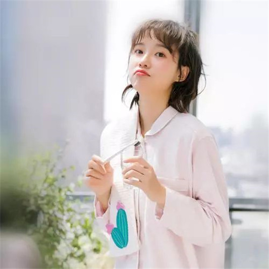 女生在卸妆时谨记「3要2不要」轻松洗出干净脸  卸妆 唇部 肌肤 第4张