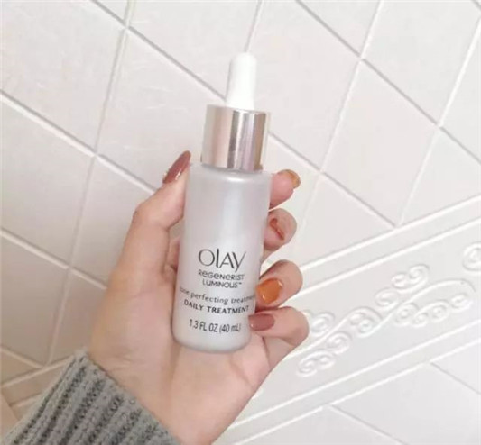 适合25岁以上女人用的美白精华,从平价到贵妇哪款最适合你 美白 精华 25岁 第3张 适合25岁以上女人用的美白精华,从平价到贵妇哪款最适合你 美白 精华 25岁 第3张