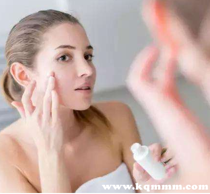 不擦爽肤水直接擦面霜可以吗，不涂水乳直接涂面霜可以吗