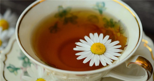 十分钟快速去眼袋的小窍门